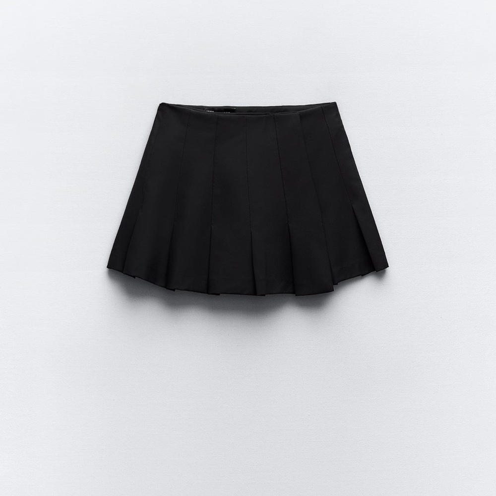 ZARA BOX PLEAT MINI SKIRT